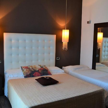 Hotel In - Lounge Room Cazzago (Pianiga) Exterior foto