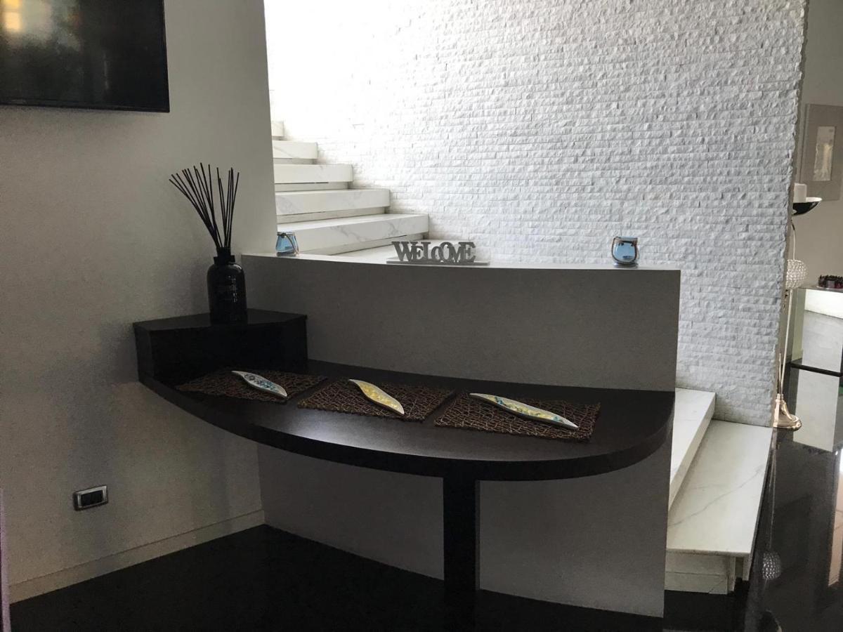 Hotel In - Lounge Room Cazzago (Pianiga) Exterior foto